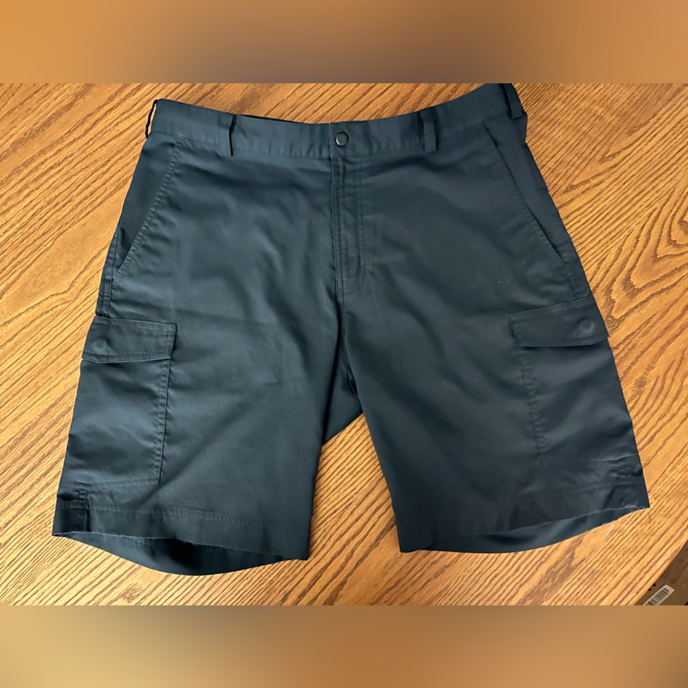 Nike dri fit golf shorts black men’s size 34